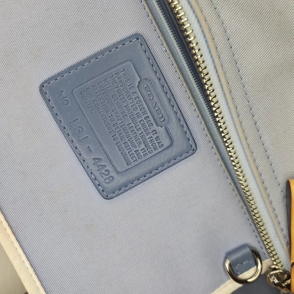 Coach Vintage Y2K SoHo Hampton Mini Daisy Canvas Tote Bag Purse L3J-4428 - Picture 11 of 12